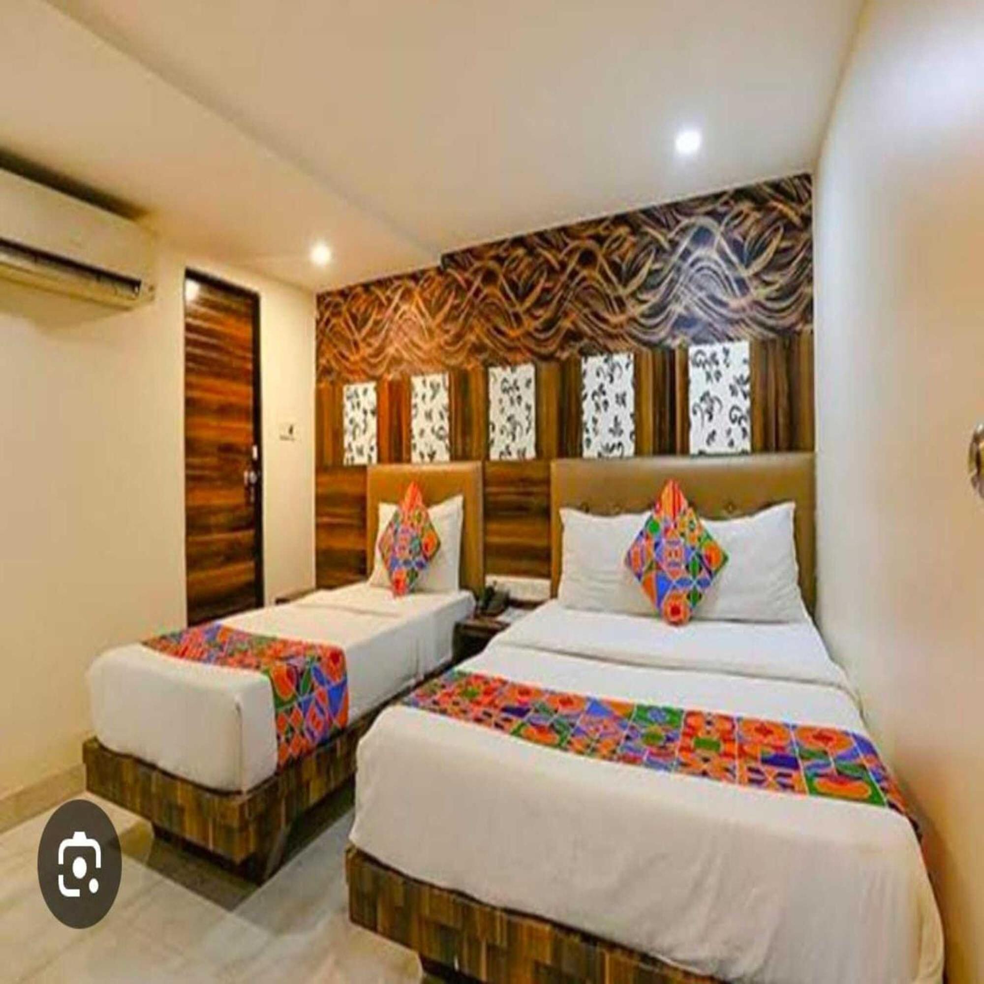 Hotel Elegant - Mohammed Ali Road Bombay Extérieur photo
